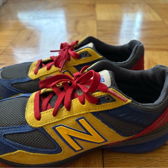 RARE New Balance 990v5 x Shoe City x EAT pre-school sneakers - SIZE 3Y - Picture 5 of 6